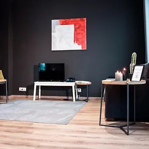 Smartflats Design - Louise Apartment